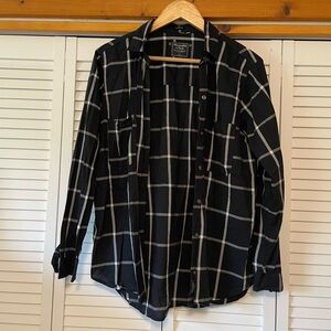 Abercrombie & Fitch Black and White Checkered Shirt